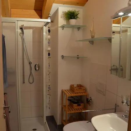 Haus Samurai Saas-Grund