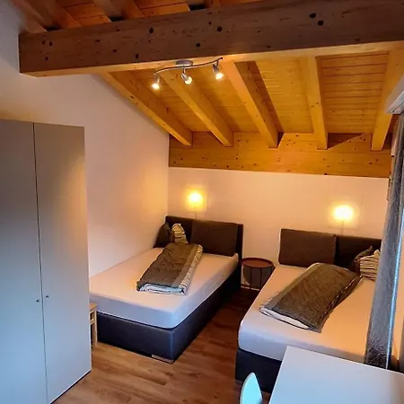 Haus Samurai * Saas-Grund