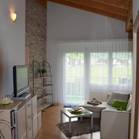 Haus Samurai Apartman Saas-Grund